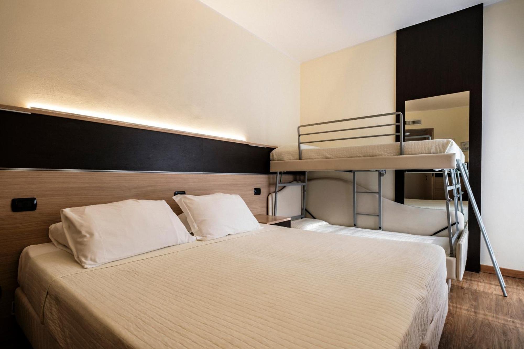 Augustus Hotel Ριτσιόνε Εξωτερικό φωτογραφία