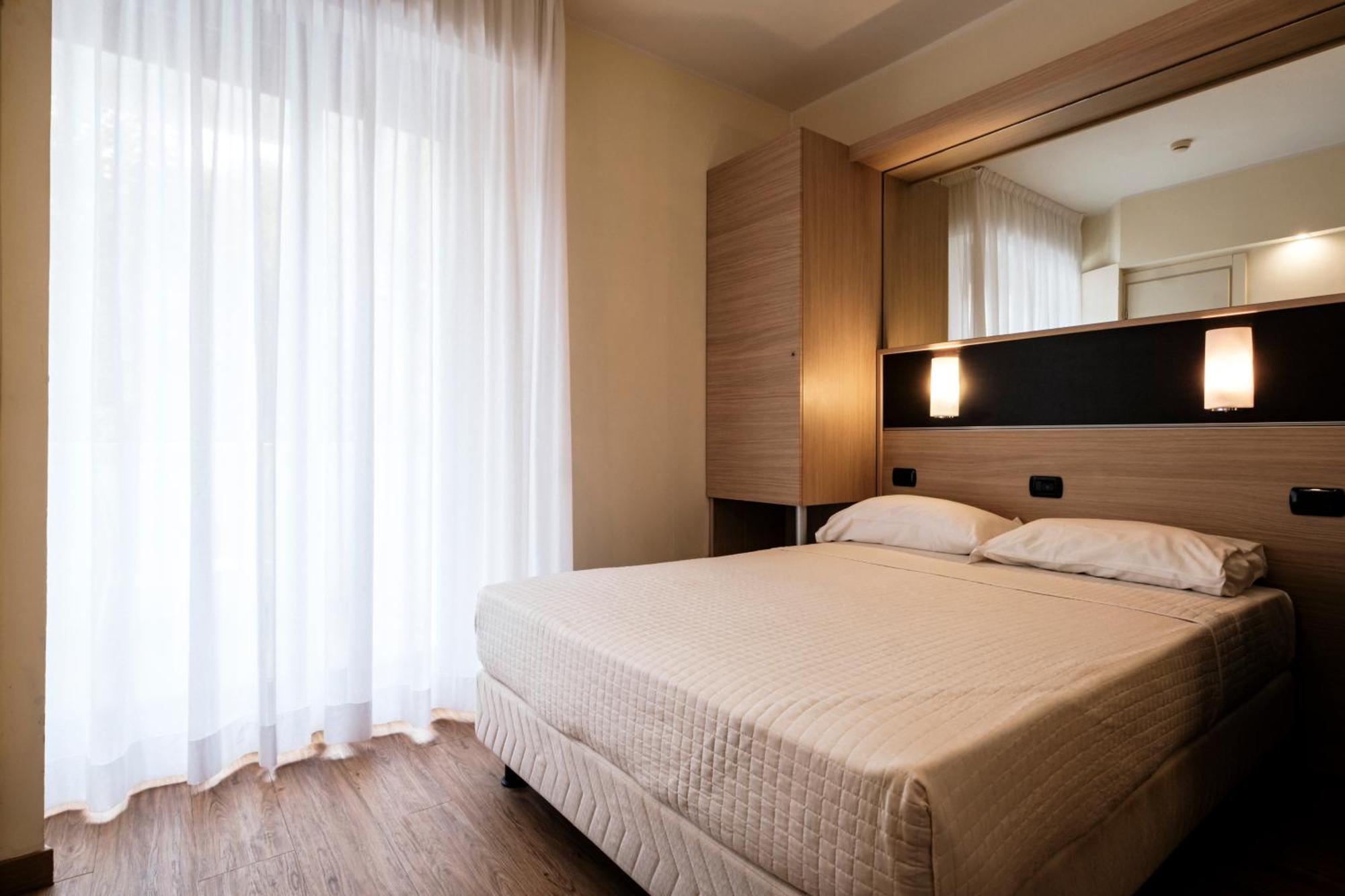 Augustus Hotel Ριτσιόνε Εξωτερικό φωτογραφία