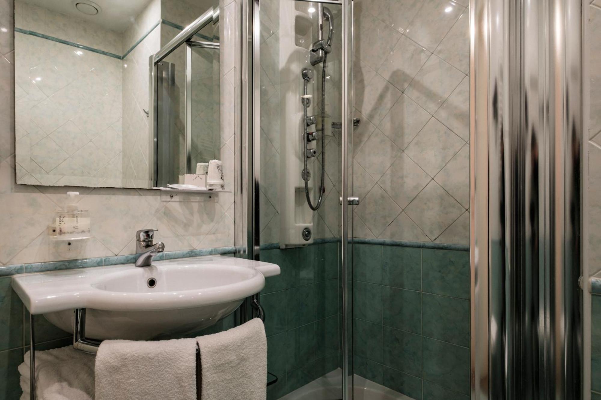Augustus Hotel Ριτσιόνε Εξωτερικό φωτογραφία