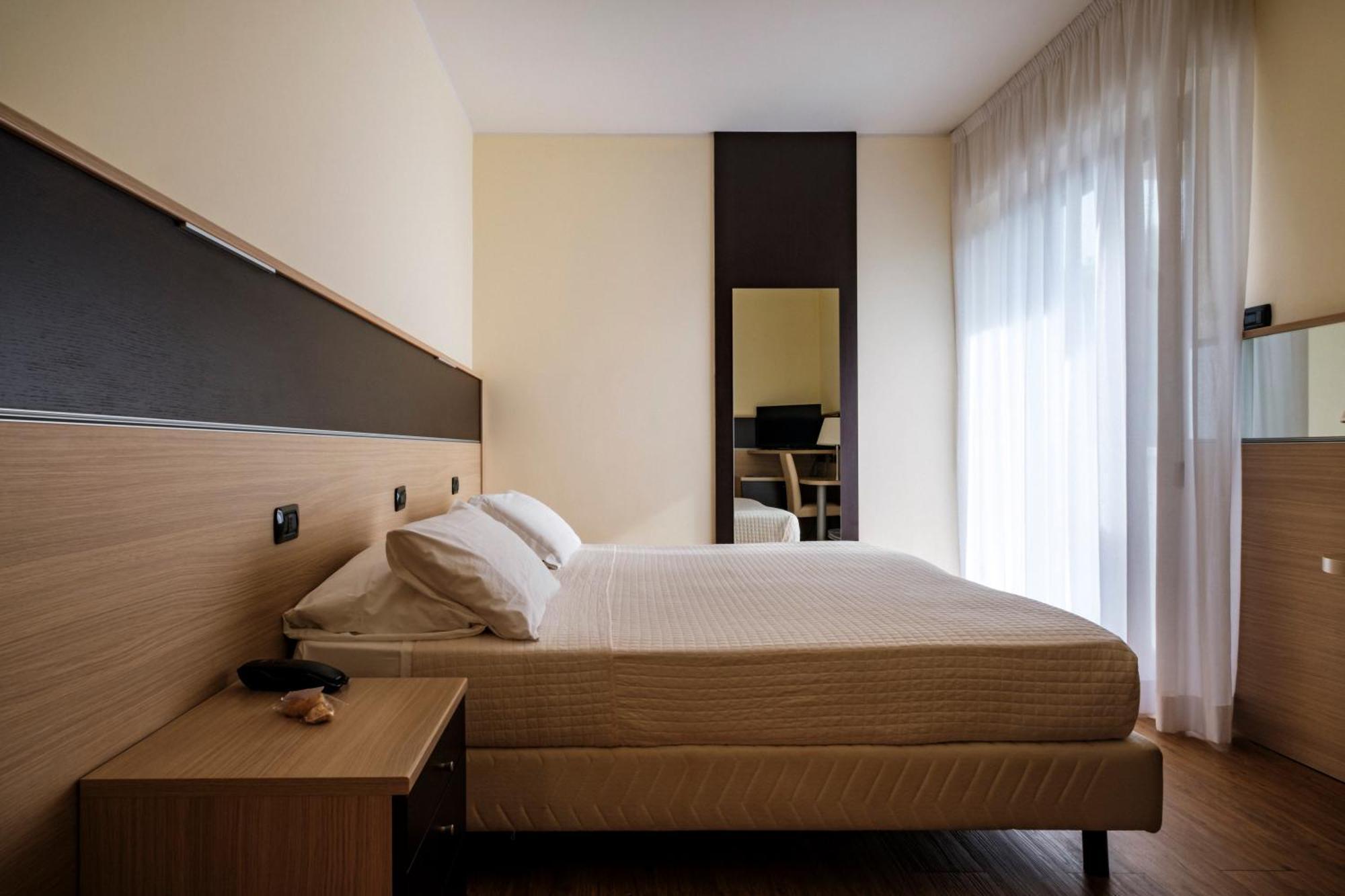 Augustus Hotel Ριτσιόνε Εξωτερικό φωτογραφία